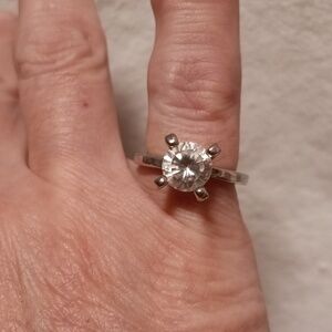 Zirconia ring size 5.75